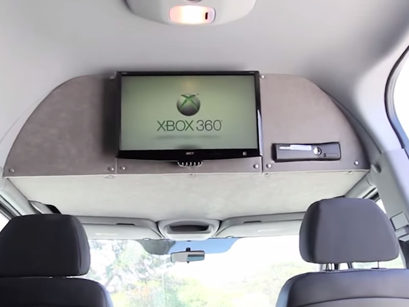 Mercedes Sprinter in-van Entertainment